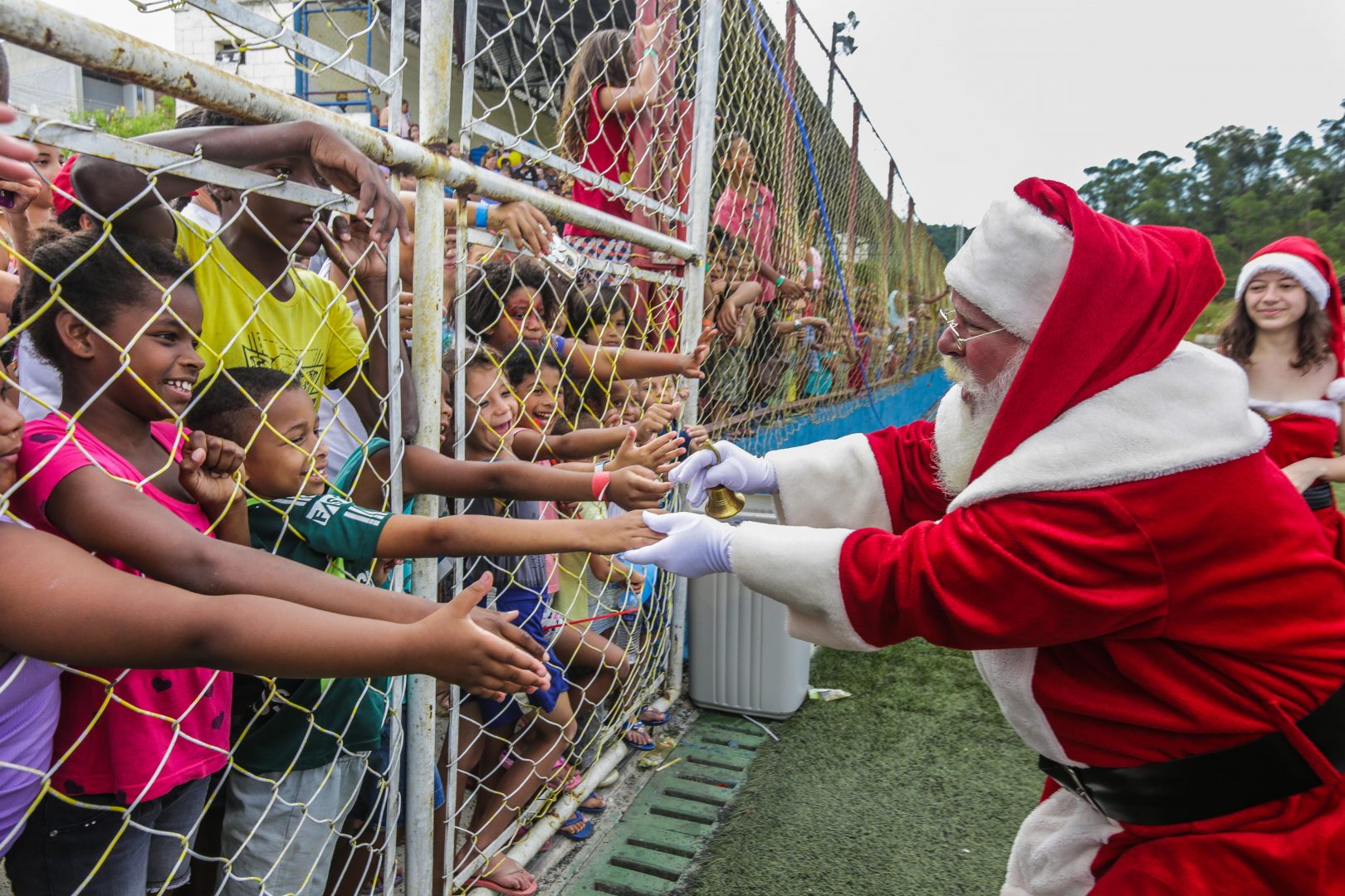 Natal Acolher reúne duas mil pessoas em Itapevi