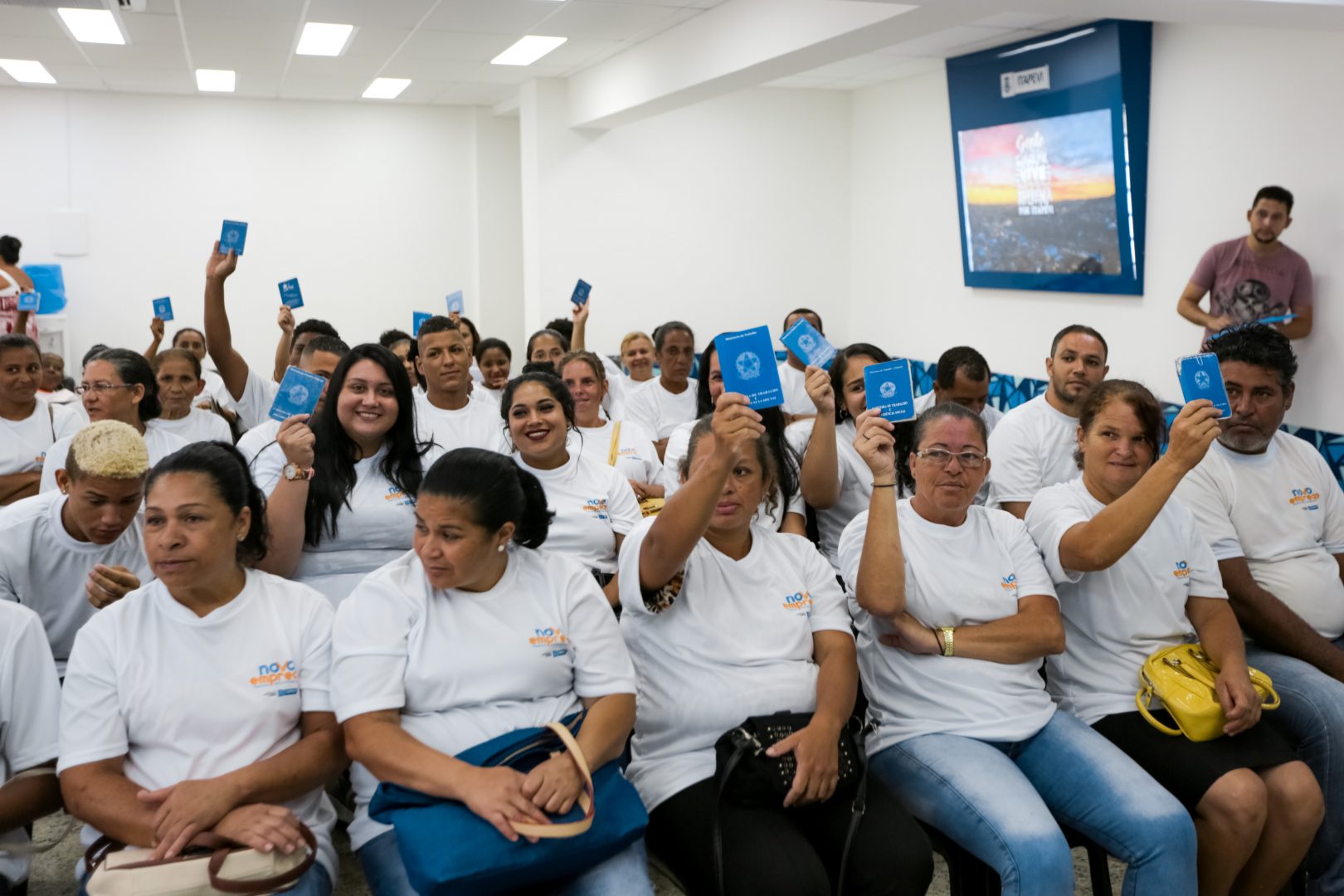 Prefeitura contrata 52 novos trabalhadores para o programa Novo Emprego